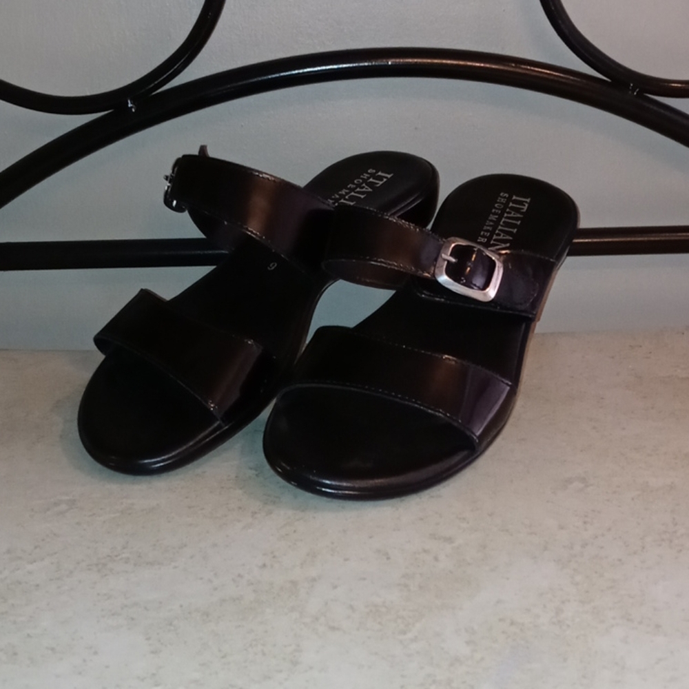 Italian Black Sandels